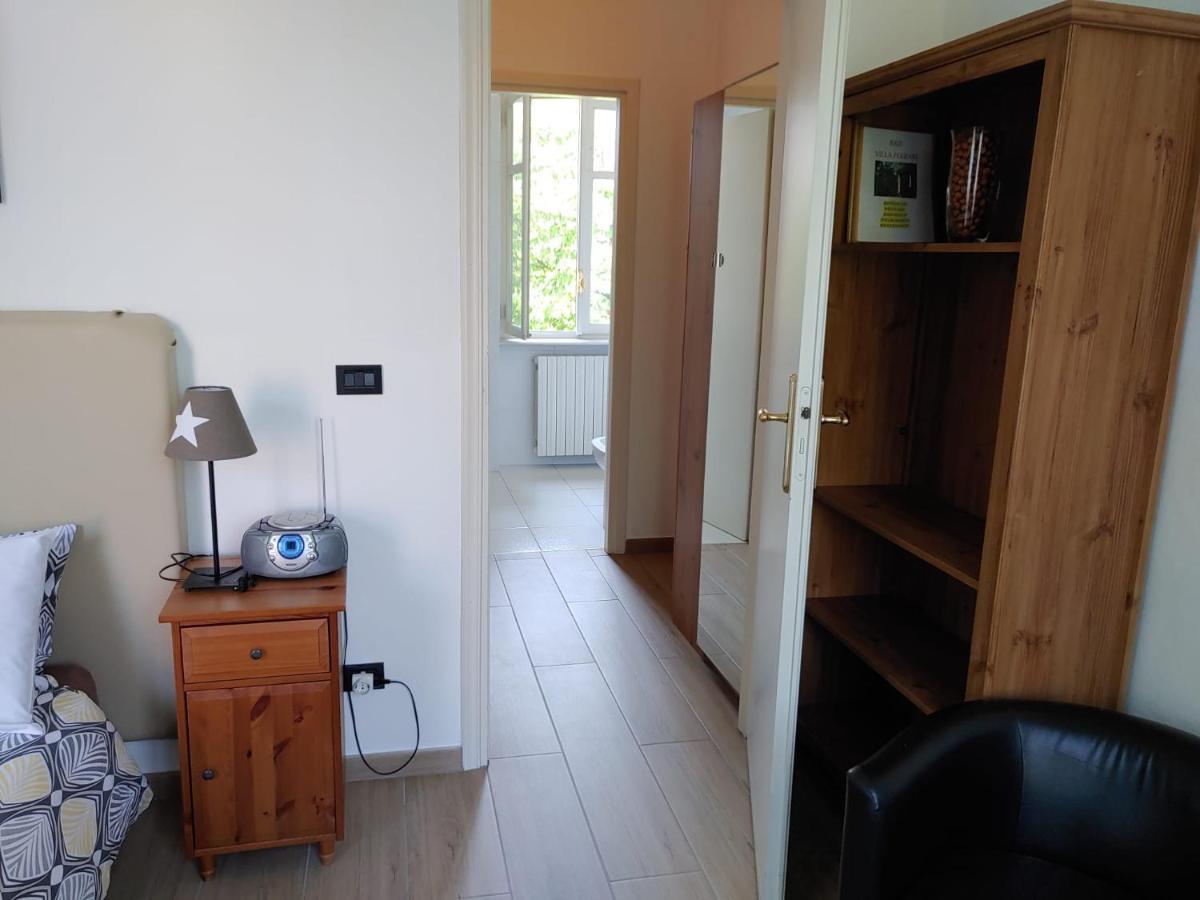 B&B Villa Ferrari Asti Esterno foto