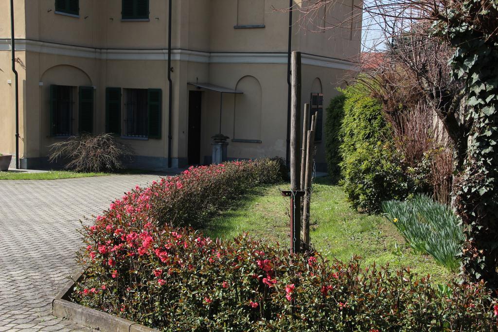B&B Villa Ferrari Asti Esterno foto