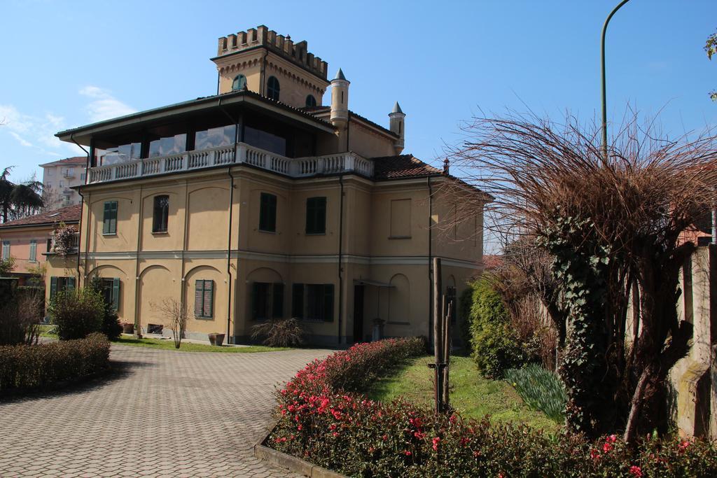 B&B Villa Ferrari Asti Esterno foto